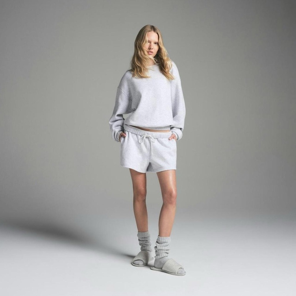 Skims cotton fleece crewneck xxs NWT